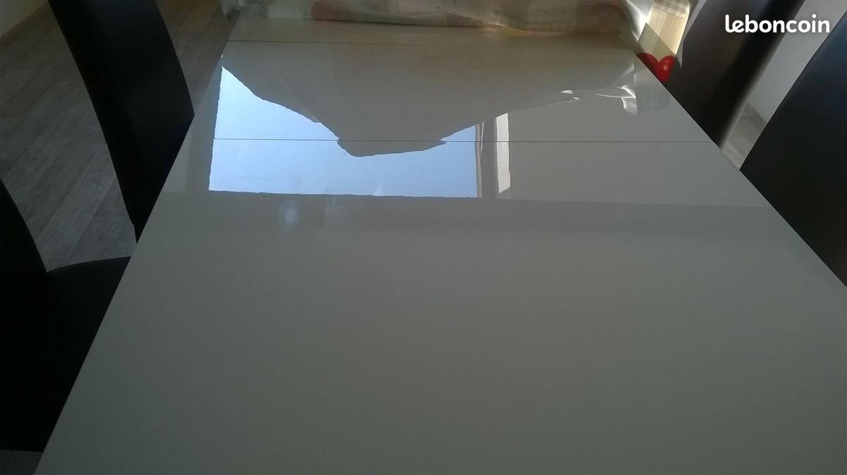 Table chaises (image 2)