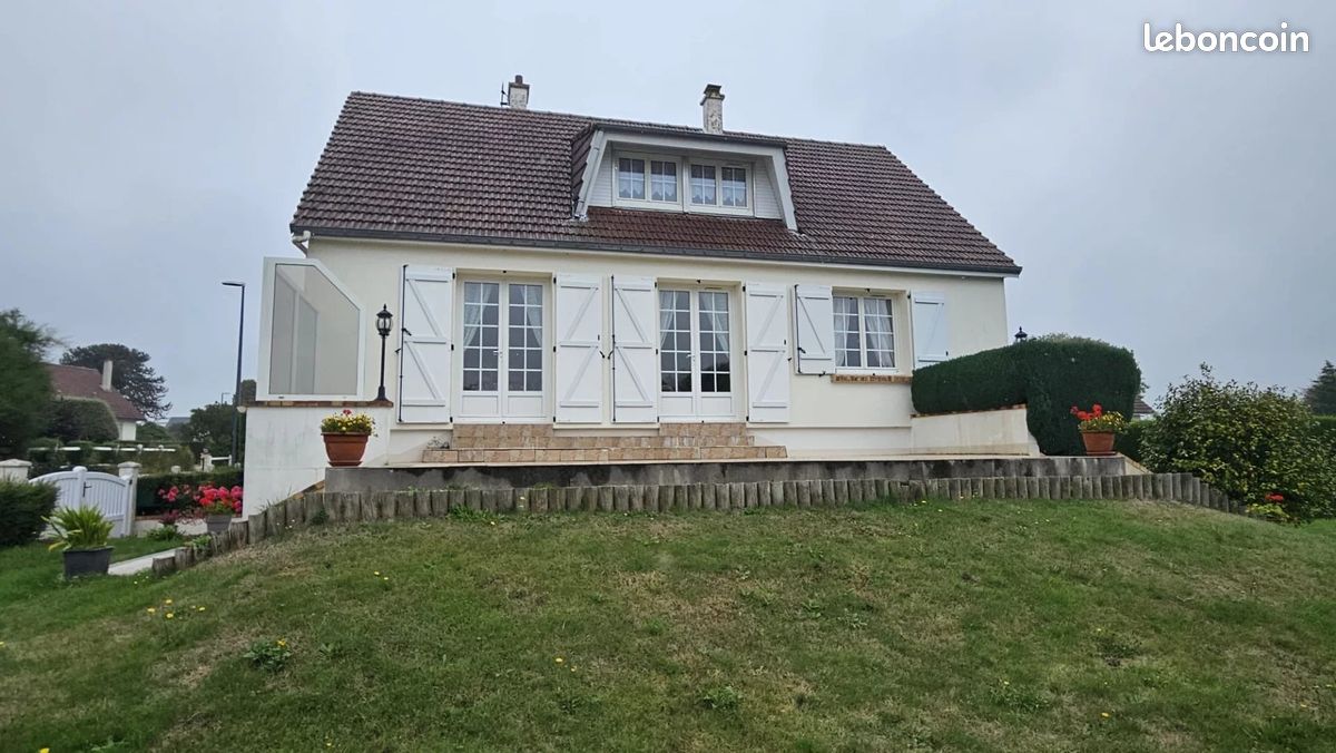 Maison 6 pièces 110 m² · à Angerville-l'Orcher · 110 m² · 285 000 €