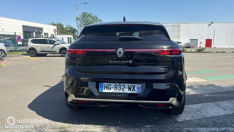 Renault Mégane E-Tech Electric 220ch Iconic autonomie confort -25 (image 6)