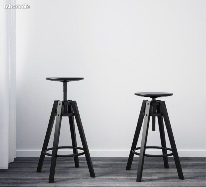 Table et ses quatre tabourets (image 3)