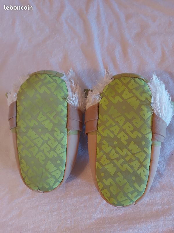 Pantoufles maître yoda Chaussures