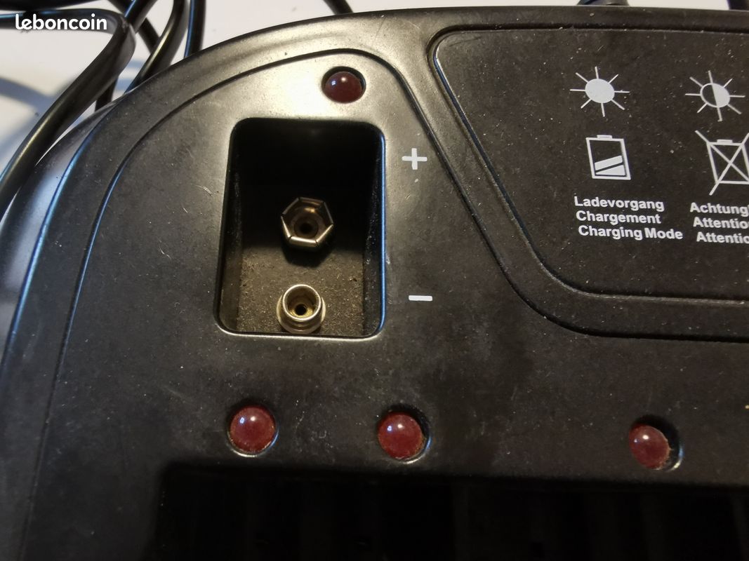 Chargeur universel md 11952 (image 2)