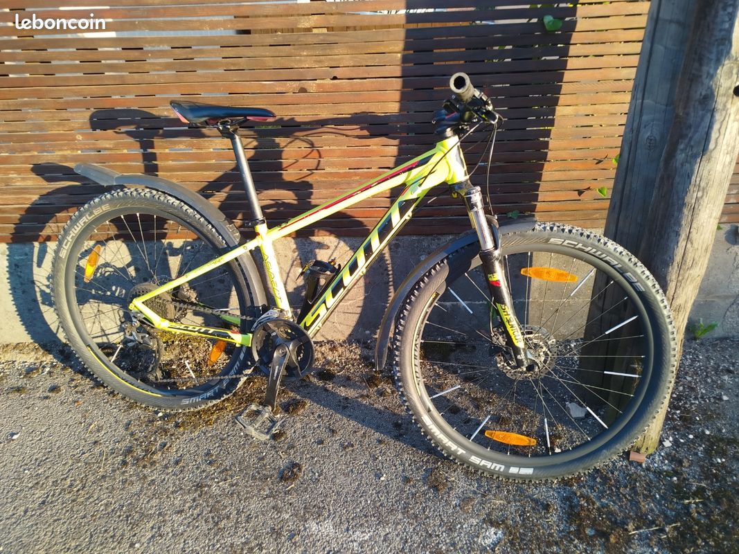 Scott aspect 750 d