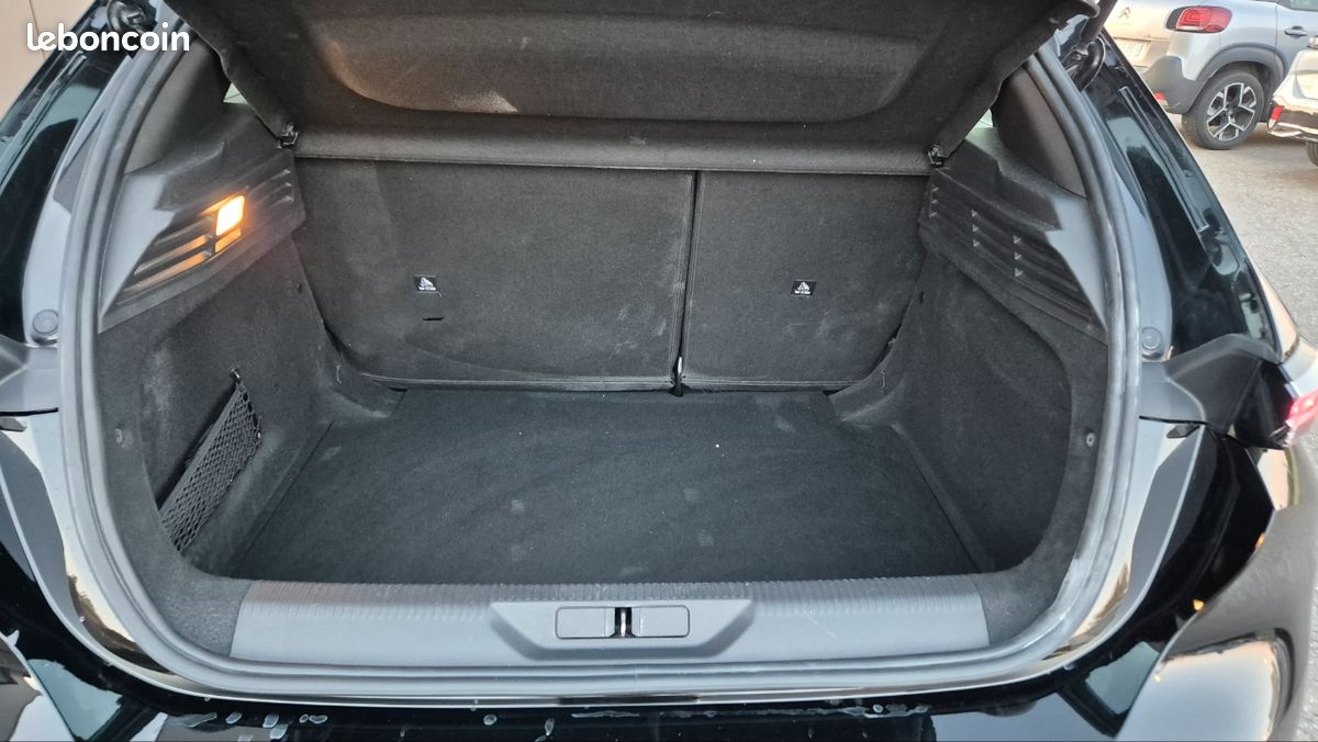 Peugeot 308 III 1.5 BlueHDI 130cv EAT8 ACTIVE PACK (image 5)