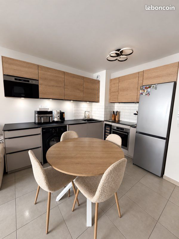 Appartement 2 pièces 48 m² · à Saint-Martin-du-Var · 47,9 m² · 990 €/mois