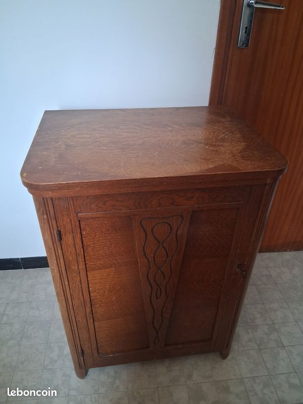 Meuble avec machine a coudre (image 3)