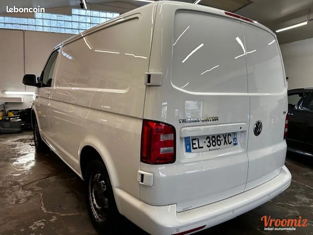 Volkswagen Transporter T6 2.0 204CV (image 3)