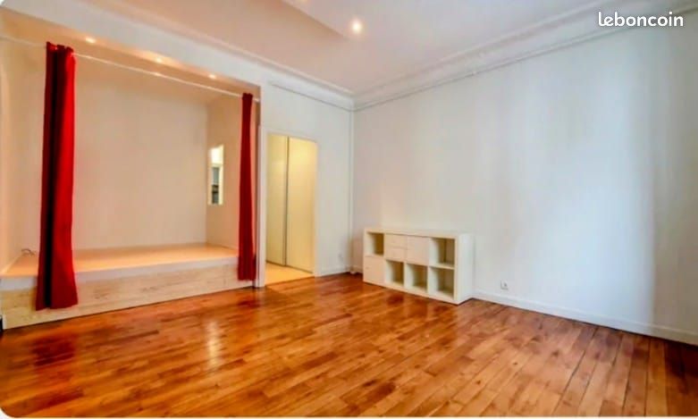 Appartement 1 pièce 50 m² · à Grenoble · 50 m² · 590 €