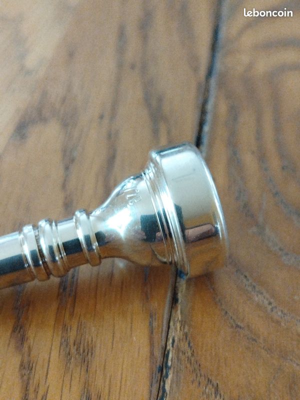 Embouchure Cornet à Piston Vincent Bach 1 1/2 B (image 11)