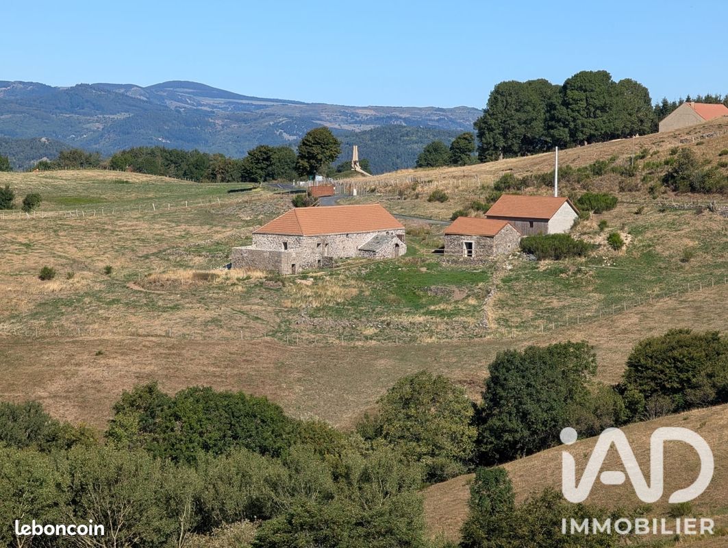 Maison 4 pièces 115 m² · à Mézilhac · 115 m² · 541 500 €