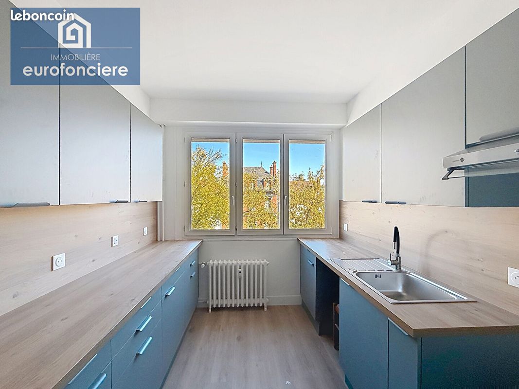 Appartement 5 pièces 174 m² · à Troyes · 174 m² · 1 450 €/mois