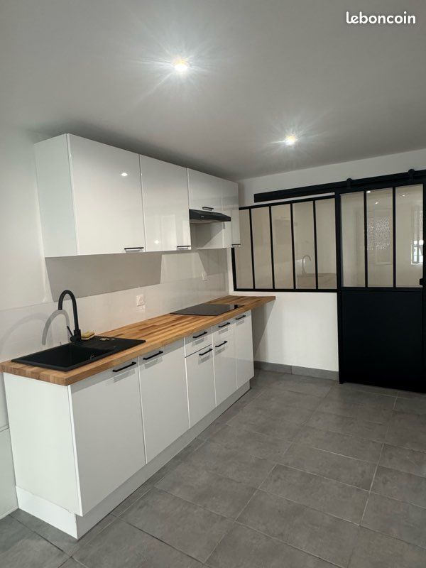 Appartement 2 pièces 45 m² · à Tonnay-Charente · 45 m² · 600 €