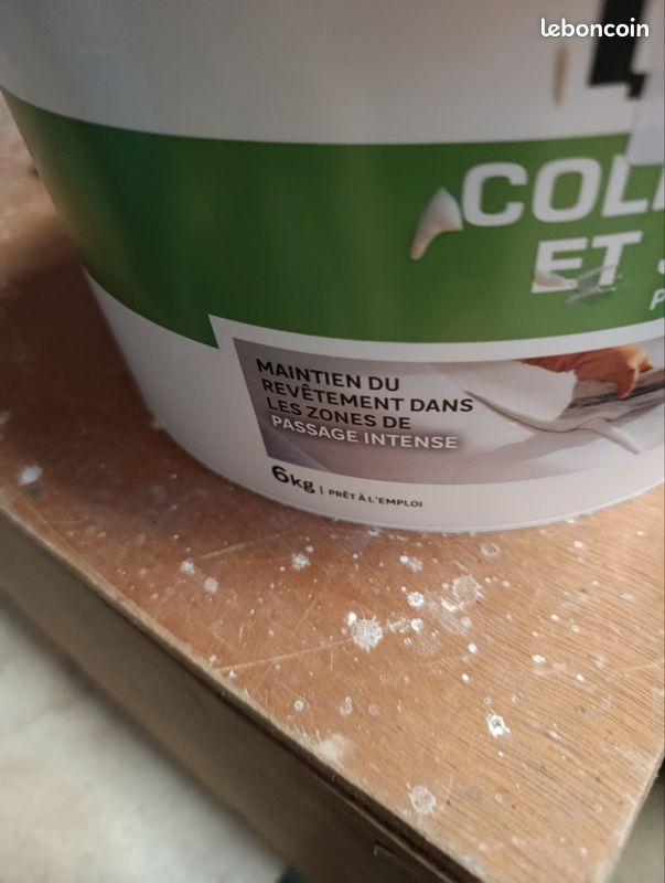 Colle moquette et sol vinyle (image 5)