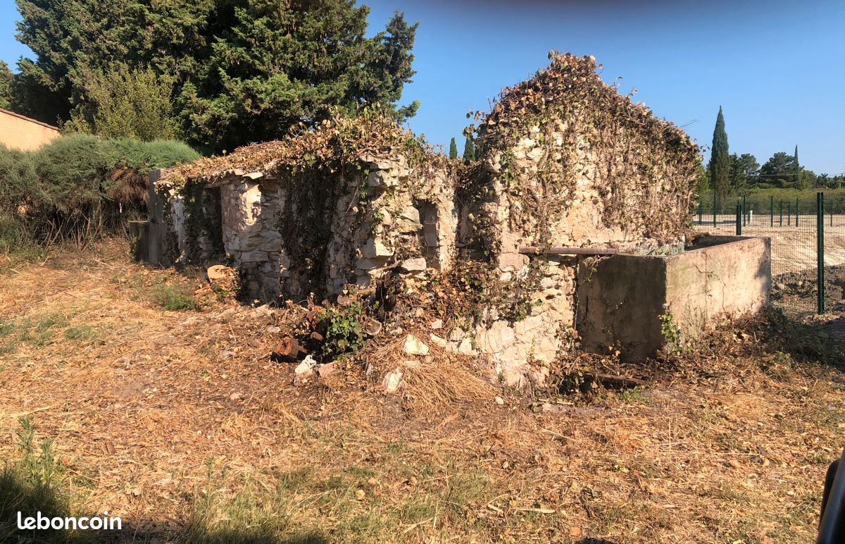 Terrain 226 m2 · à Caumont-sur-Durance · 93 000 €