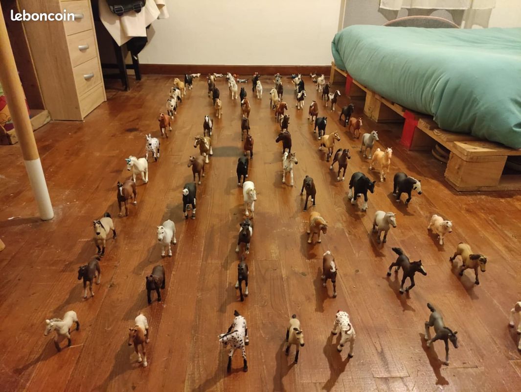 Lot de Schleich 150 (image 1)