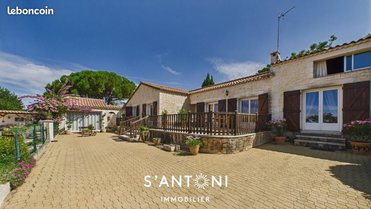 Maison 8 pièces 210 m² · à Valros · 210 m² · 579 000 €