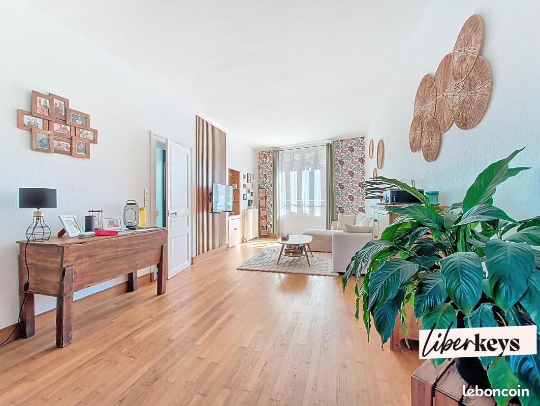 Maison 7 pièces 125 m² · à Conches-en-Ouche · 125 m² · 220 000 €