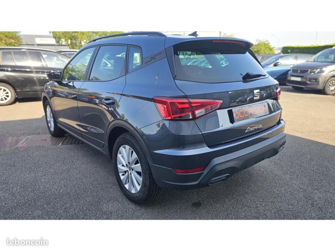 Seat Arona STYLE 1.0 TSI 95cv + Pack Spring + Aide au stationnement arrière (image 19)
