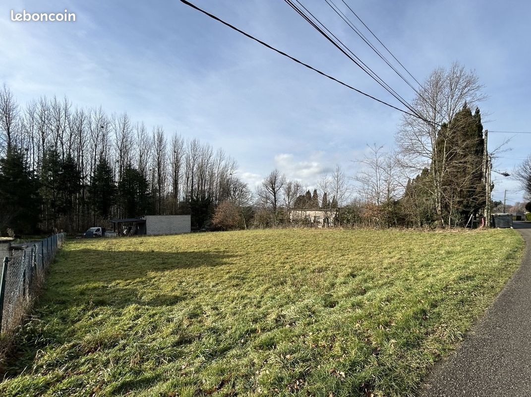 Terrain 1471 m² · à Seilhac · 1 471 m² · 29 700 €