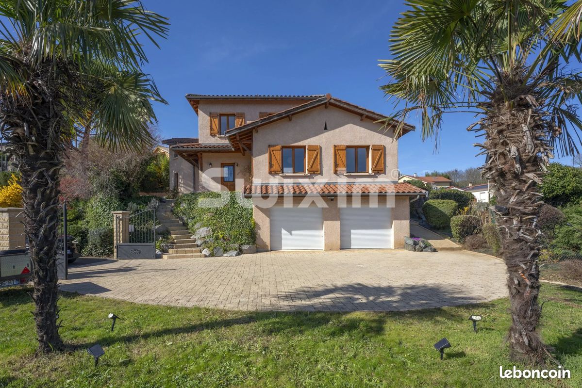 Maison 5 pièces 143 m² · à Brussieu · 143 m² · 435 000 €