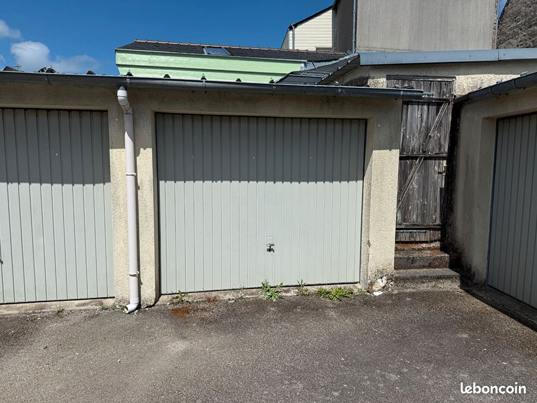 Parking/box MUZILLAC · 23 000 €