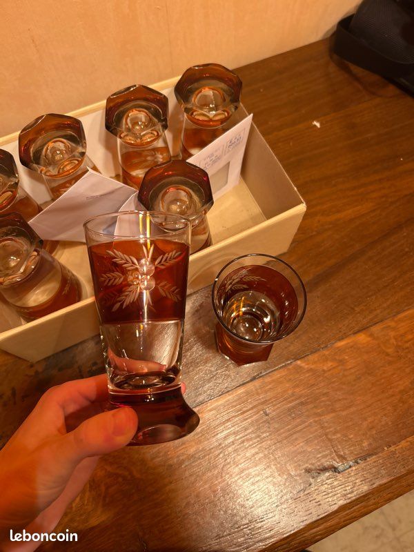 Lot de 8 verres Cristal (image 2)