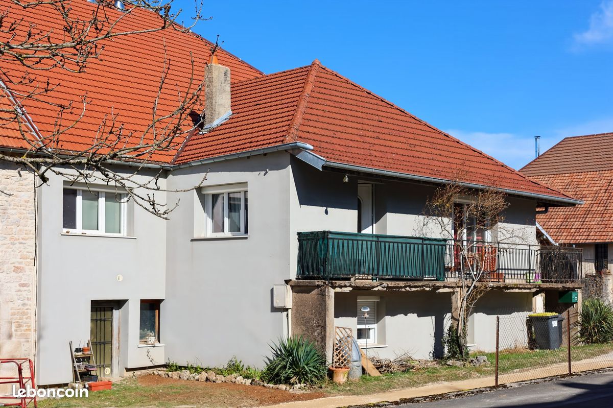 Maison 7 pièces 155 m² · à Tarcenay-Foucherans · 155 m² · 80 520 €