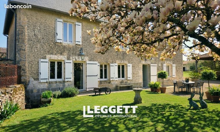 Maison 5 pièces 140 m²