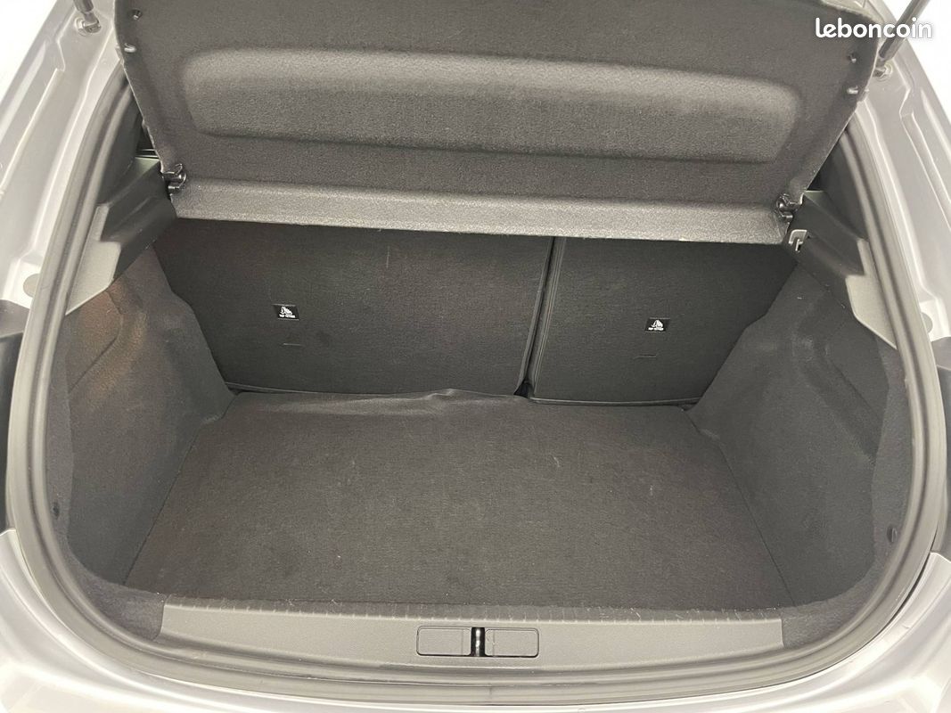 PEUGEOT 208 Hybrid 100 e-DCS6 Allure (image 13)