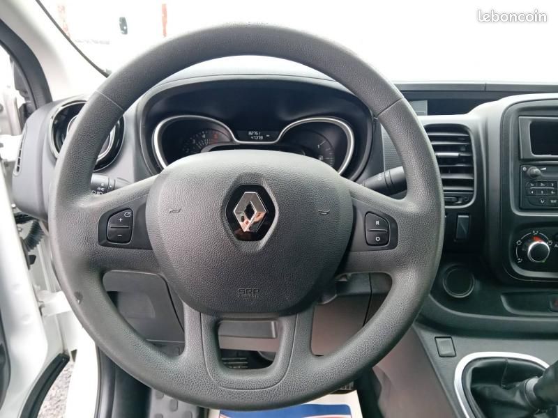 Renault Trafic Fg 15 500 HT L1H1 2.0 dCi 120ch Grand Confort (image 9)