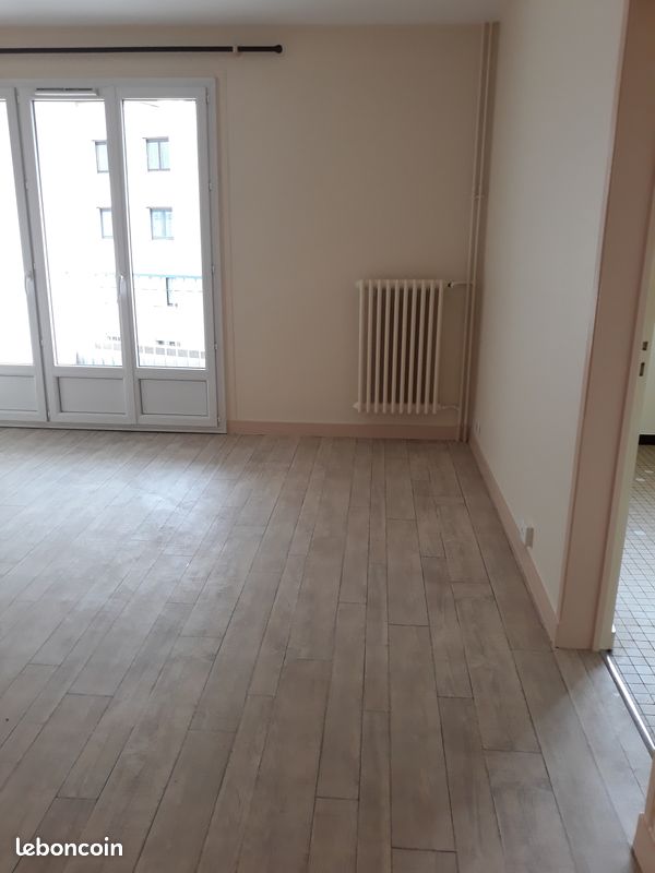 Appartement 1 pièce 34 m² · à Clermont-Ferrand · 34 m² · 490 €