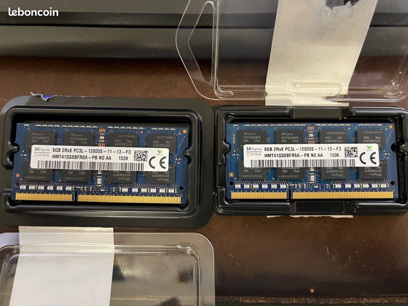 MEMORIA RAM SK HYNIX - 8 GB - 2RX8 PC3L -12800S HMT41GS6AFR8 A-PB