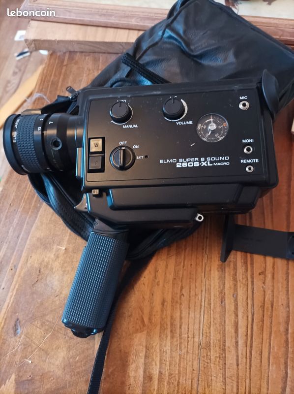 Caméra Super 8 Elmo 260s-xl Macro - Pour Collection Ou Pièces Détachées (Non Fonctionnelle)