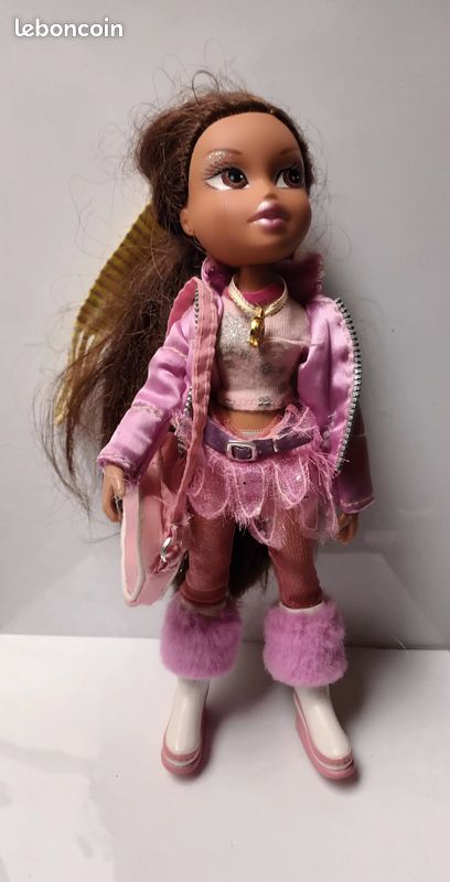 Poupée Bratz Ice Championne Yasmin vintage année 2001 (image 1)