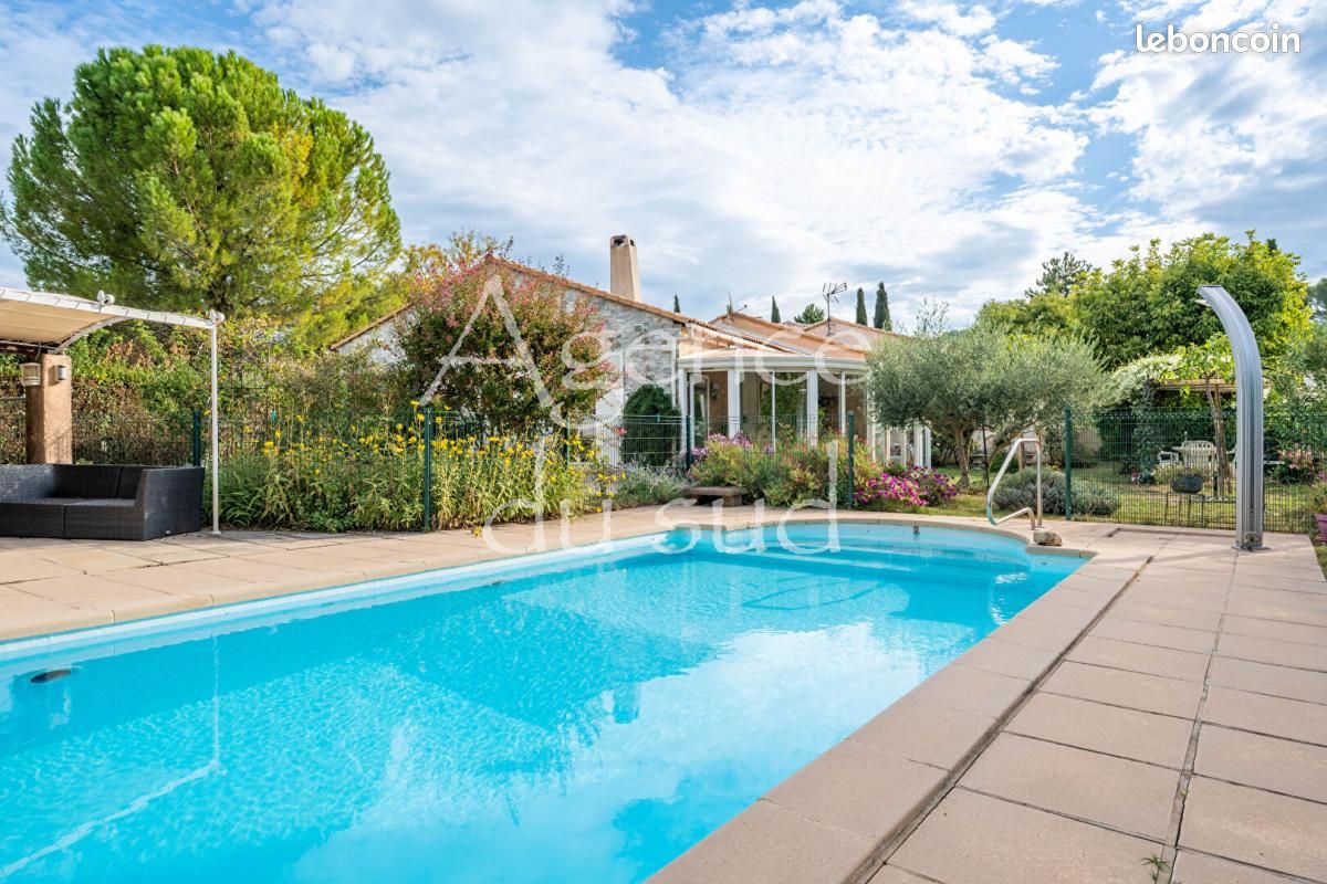 Maison 7 pièces 160 m² · à La Bouilladisse · 160 m² · 639 000 €