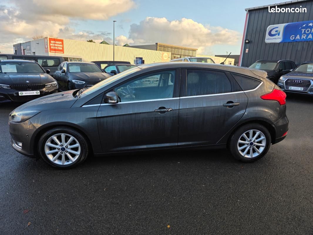 Ford Focus 1.0 EcoBoost 125 S&S Titanium (image 9)