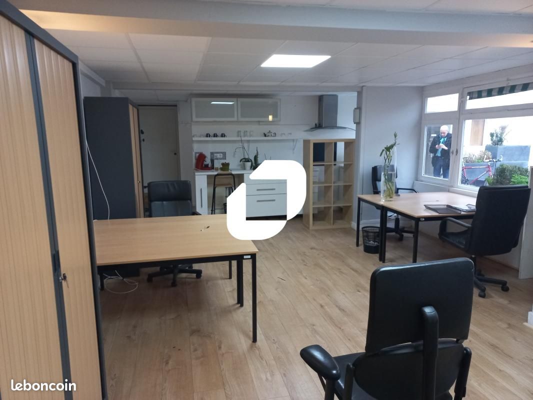 Bureau 50 m² (image 2)