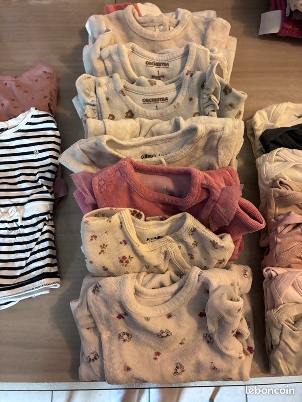 Lot de vêtement pour bébé fille 1 et 3mois (image 8)