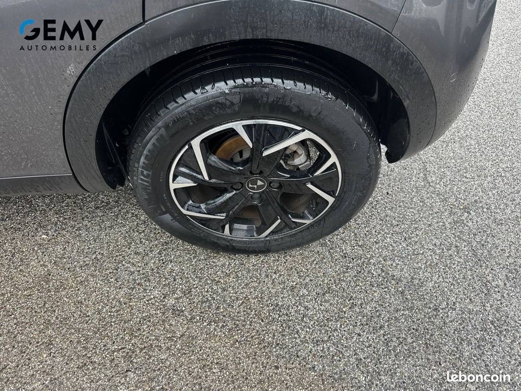 DS DS3 Crossback PureTech 130 EAT8 Connected Chic (image 11)