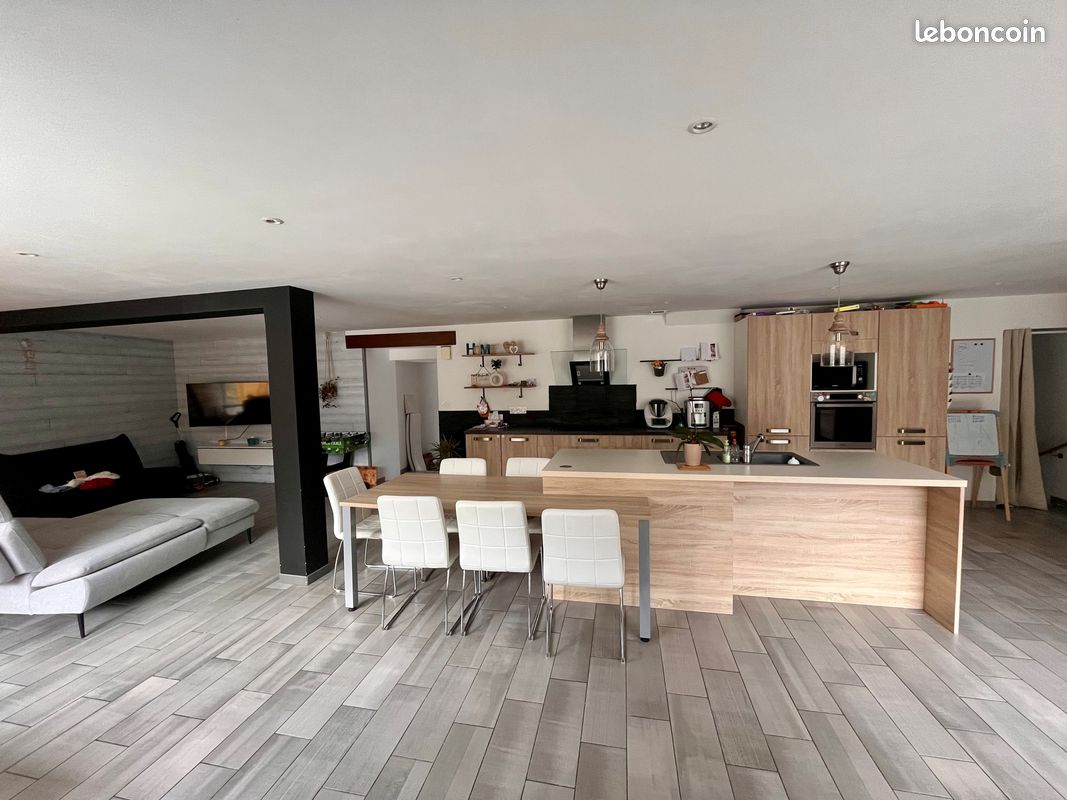 Maison 6 pièces 150 m² · à Coëtmieux · 150 m² · 285 000 €