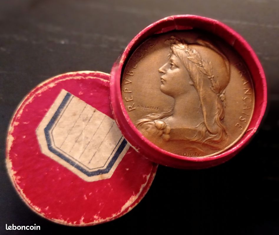 Médaille Ancienne De Concours De Tir En Bronze - XIXème Siècle, Française