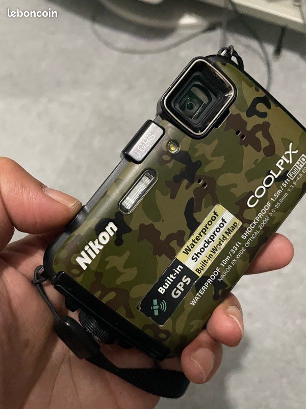 Nikon Coolpix AW100 waterproof (image 1)