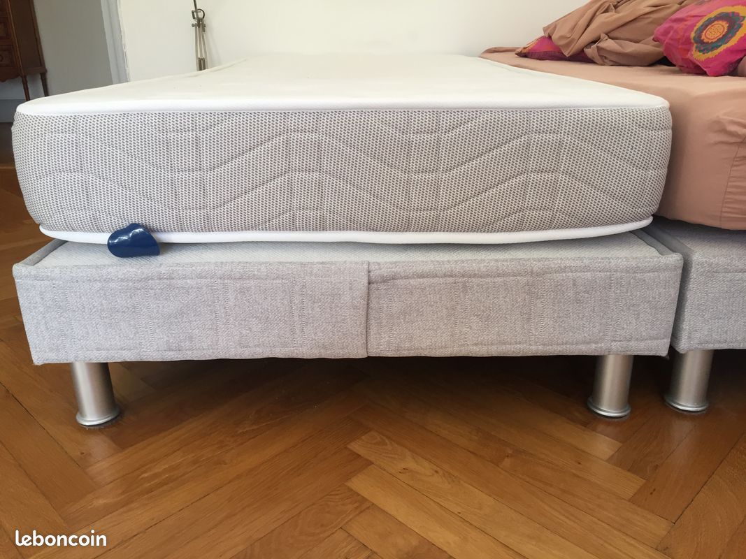 Lot de deux matelas Bultex une place + deux sommiers tapissiers (image 1)