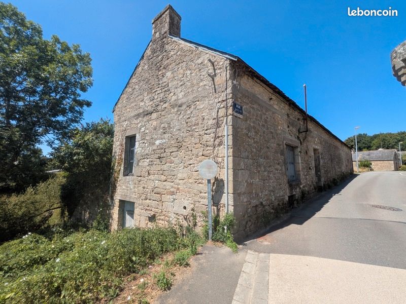 Maison 3 pièces 180 m² · à Guémené-sur-Scorff · 180 m² · 37 100 €