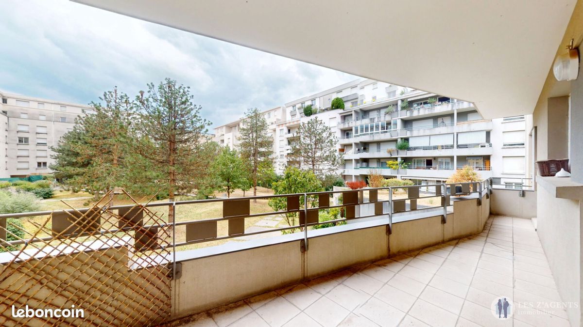 Appartement 3 pièces 69 m² · à Grenoble · 69 m² · 130 000 €