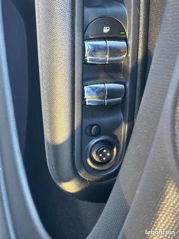 Mini COUNTRYMAN R60 1.6 ONE D (90Ch) (image 10)