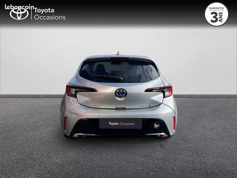 Toyota Corolla 1.8 140ch Design Pack Confort (image 4)