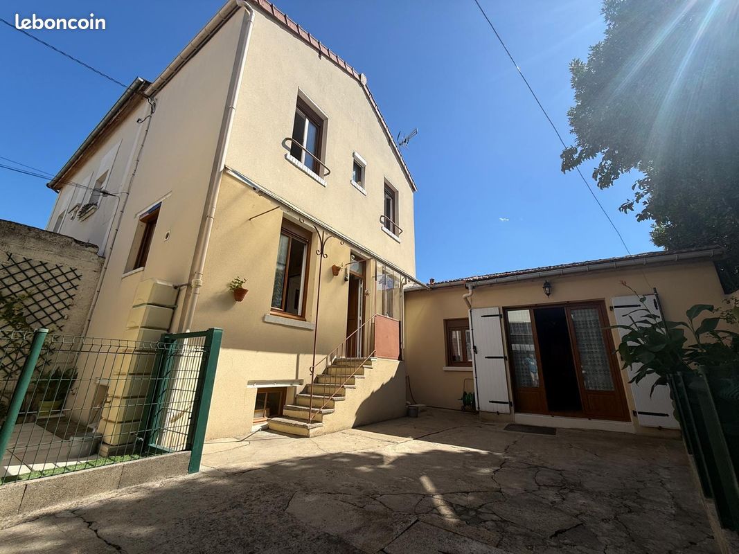 Maison 5 pièces 120 m² · à Bobigny · 120 m² · 470 000 €