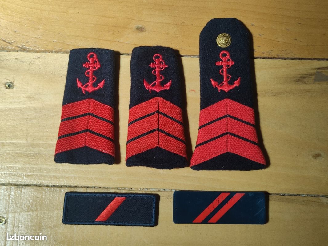 Lot marine nationale fourreaux pattes épaules galon (image 1)