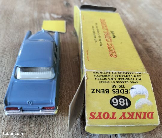Ancienne DINKY TOYS 186 MERCEDES BENZ 220 SE + Boîte d'origine Made in